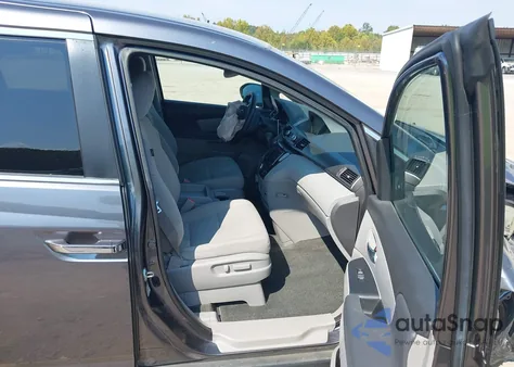 2016 Honda Odyssey Se z USA, uszkodzony, nr VIN 5FNRL5H37GB130430